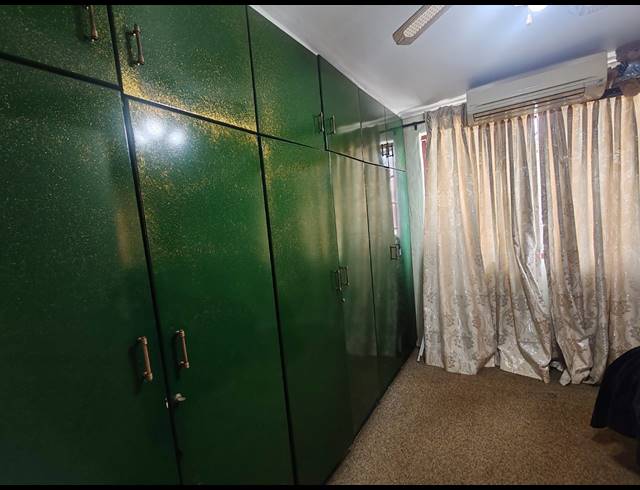 4 BEDROOM HOUSE TO LET IN SOUTHGATE